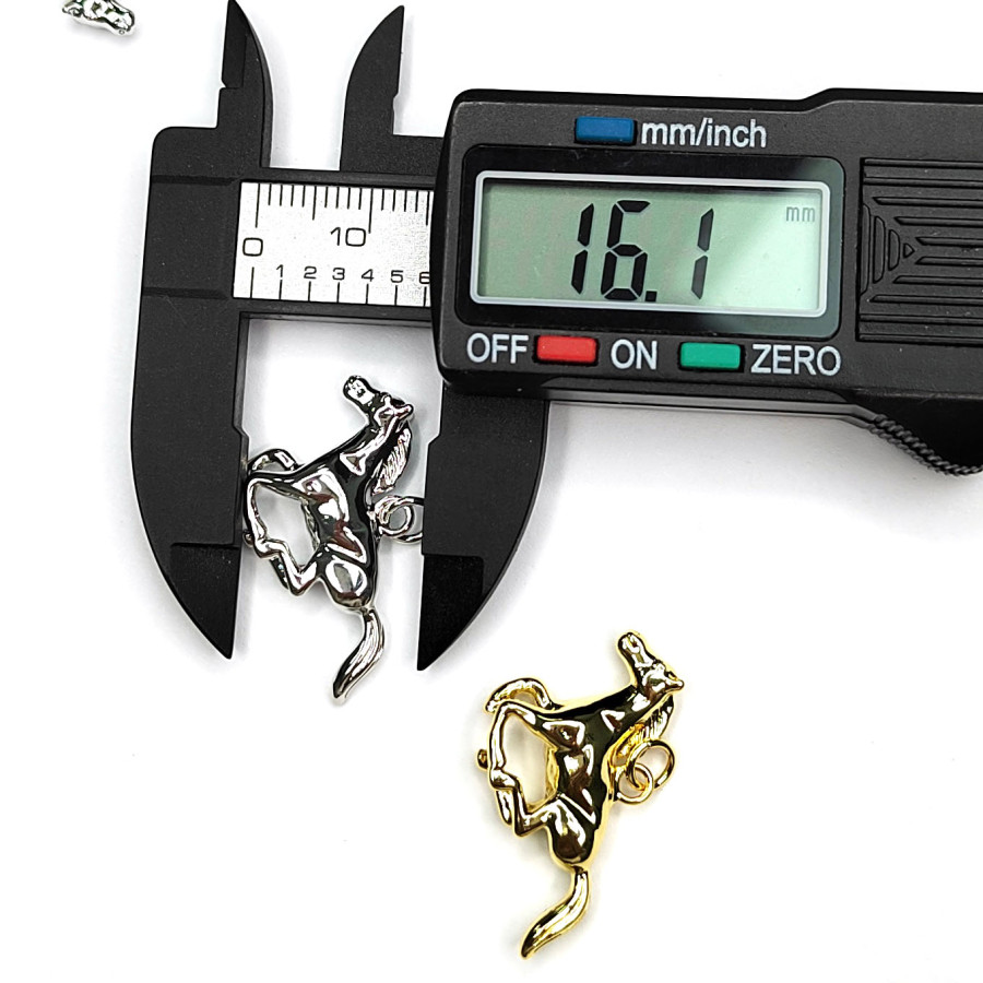 Подвеска Лошадь 28х16 мм, штука