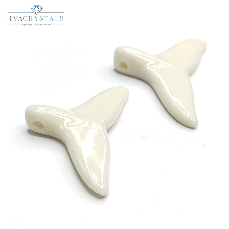 Хвост кита подвеска из фарфора, 43х25 мм и 37х22 мм, штука