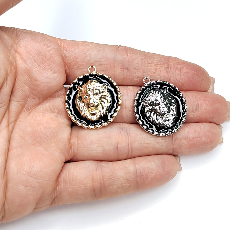 Подвеска Лев с черной эмалью 24 мм, штука