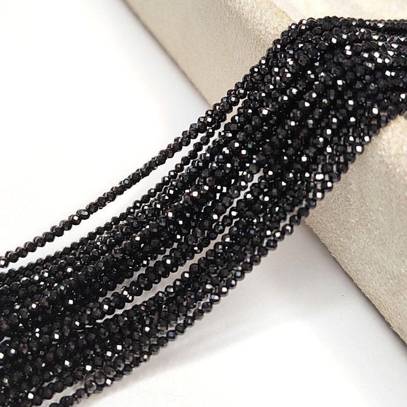1,8 мм Шпинель черная граненая, нить 38 см