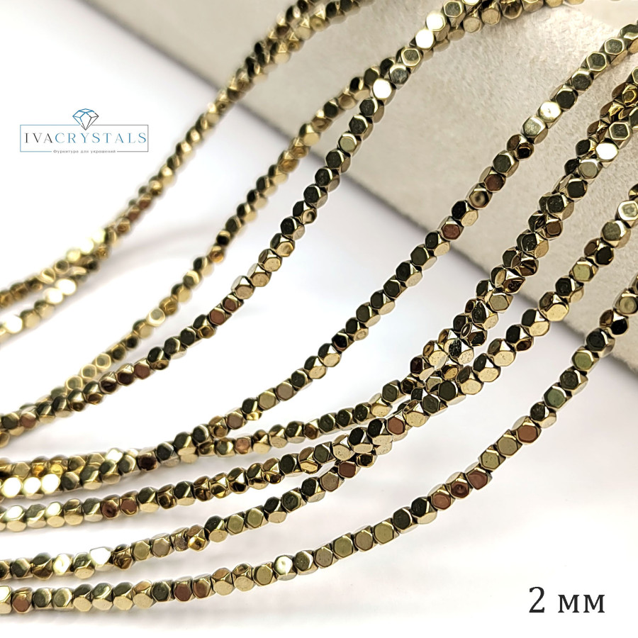 2 мм Гематит кубик с гранями, покрытие позолота, нить 40 см Тёмная позолота