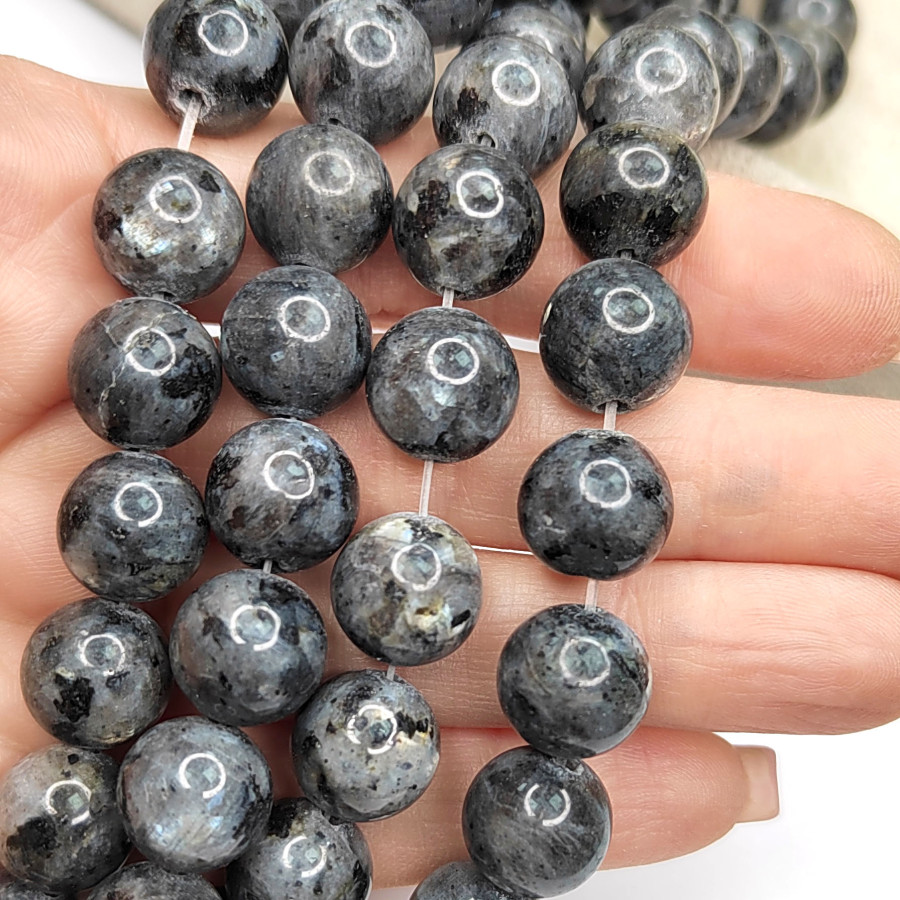 12 мм Ларвикит натуральный камень, нить 38 см