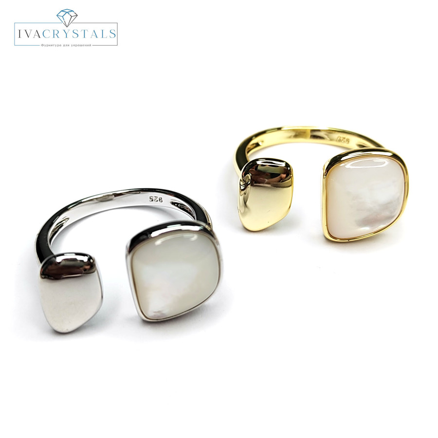 Кольцо с перламутром, безразмерное шириной 13 мм
