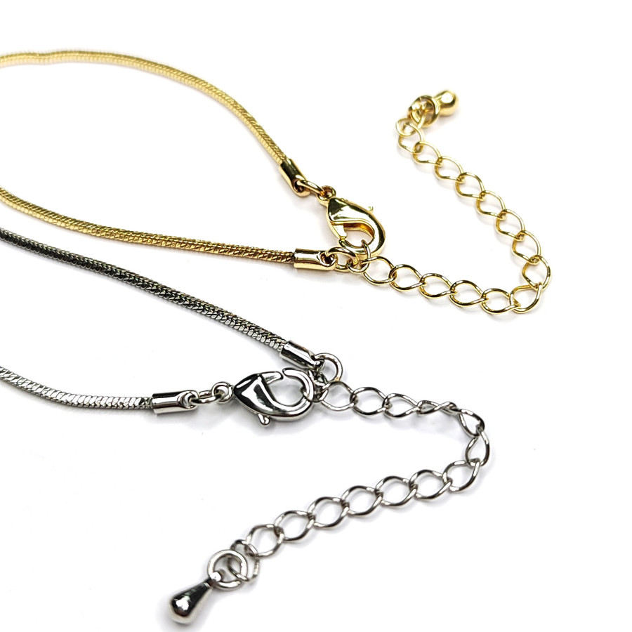 Цепочка готовая, форма звена Шнурок, длина 45 см с замочком на удлинение, штука