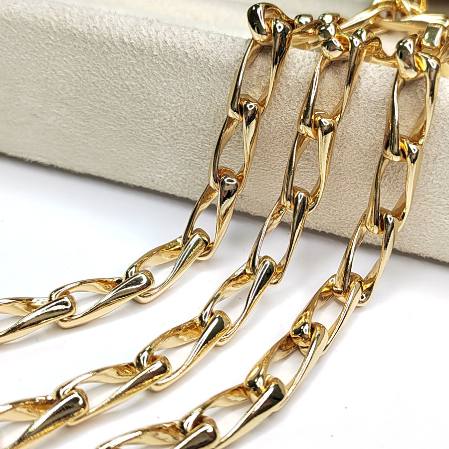 Цепь крупные звенья 19х7,5 мм, 20 см