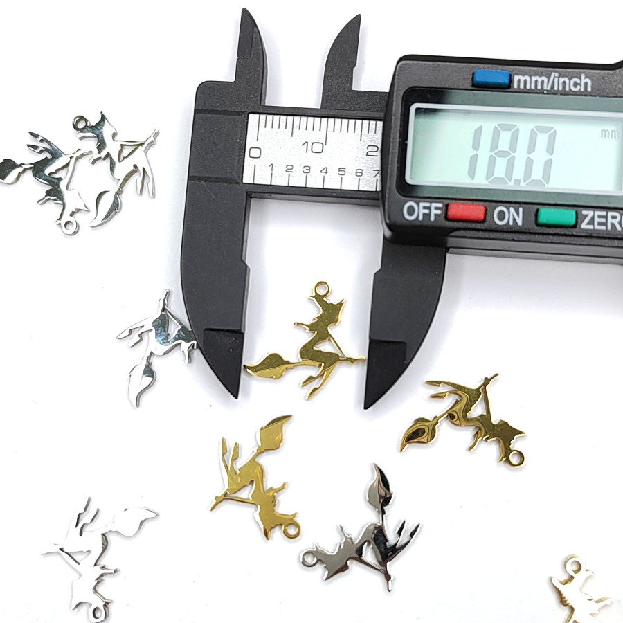 Подвеска Ведьма на метле 18 мм из стали, штука