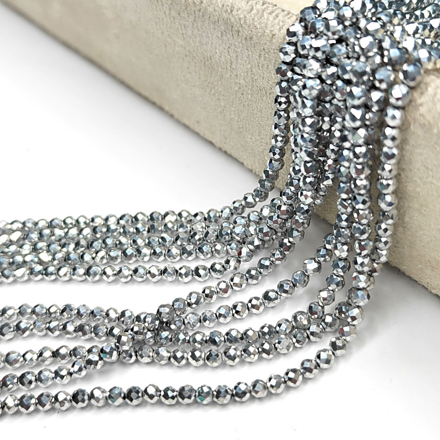 Стеклянные бусины Серебристого цвета в огранке, с гальваническим покрытием