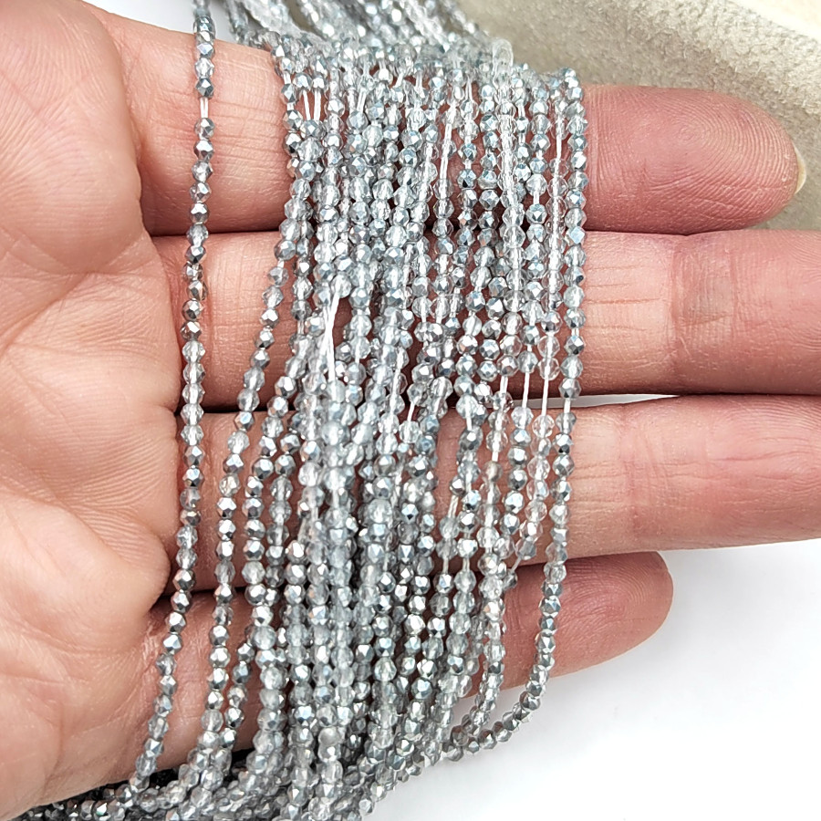 Стеклянные бусины Серебристого цвета в огранке, с гальваническим покрытием