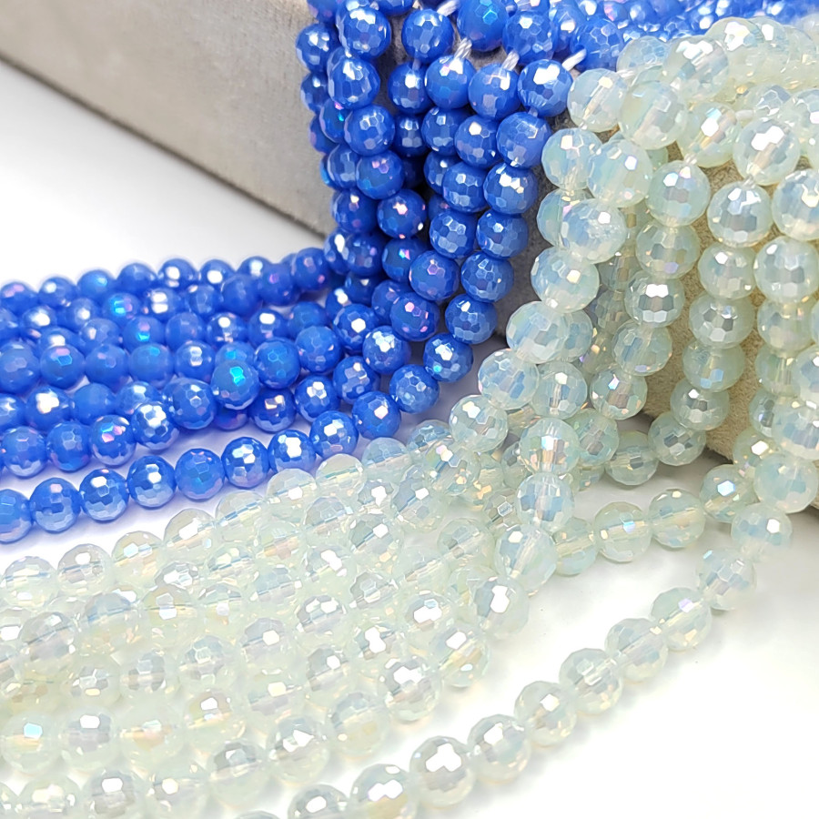 Стеклянные бусины 6 мм с гальваническим покрытием в огранке, нить 40 см