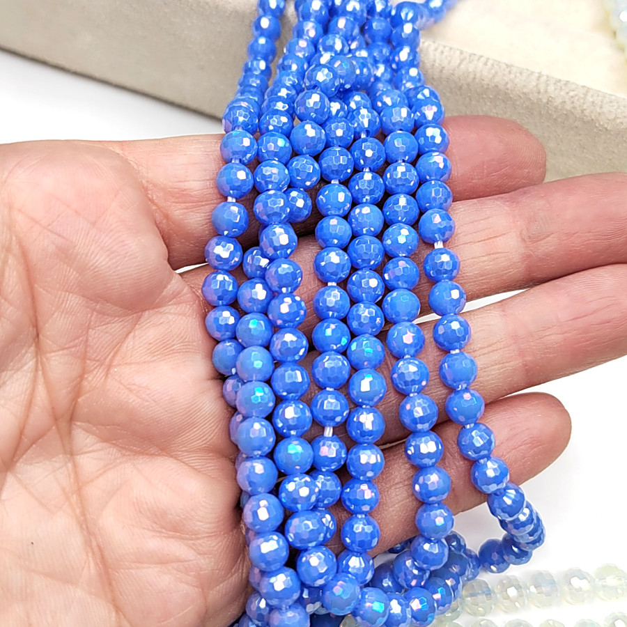 Стеклянные бусины 6 мм с гальваническим покрытием в огранке, нить 40 см