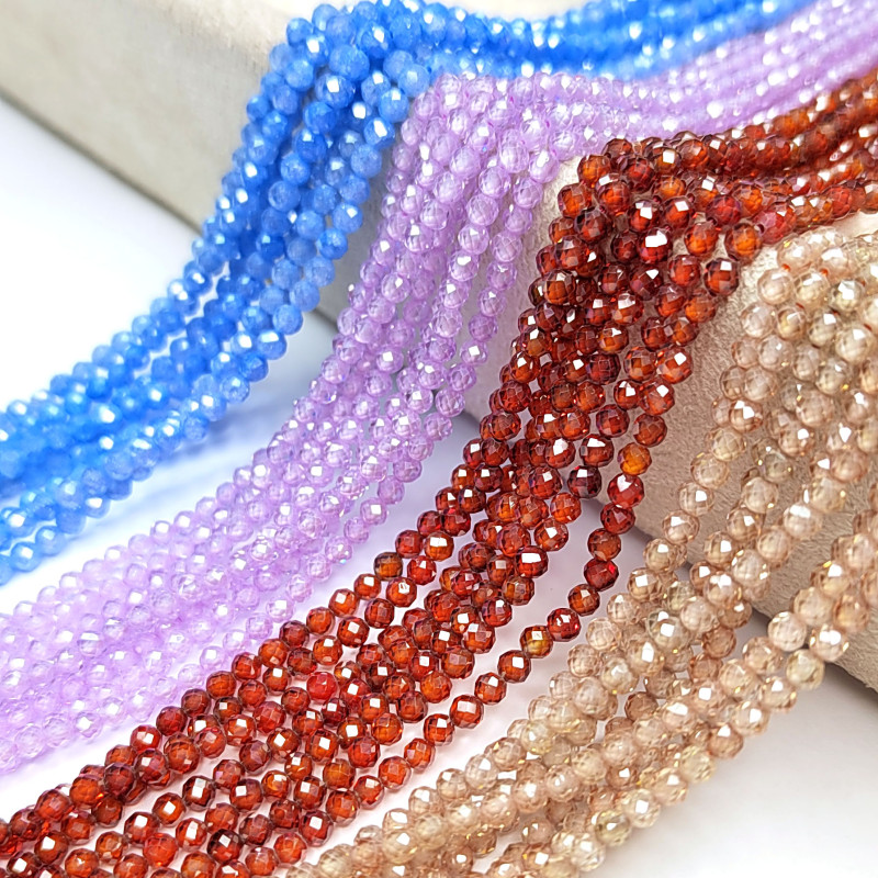 Цирконы огранка 3 мм Голубой насыщенный, НИТЬ 38 см