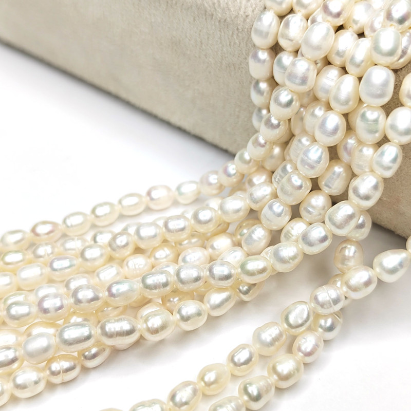 6х4,7 мм Жемчуг натуральный культивированный, нить 35 см