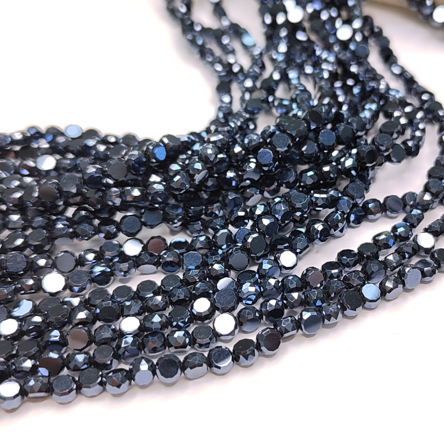 Бусины стеклянные 4х3 мм с гальваническим покрытием, нить 56-58 см