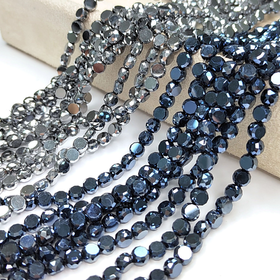 Бусины стеклянные 6х4 мм с гальваническим покрытием, нить 52-53 см