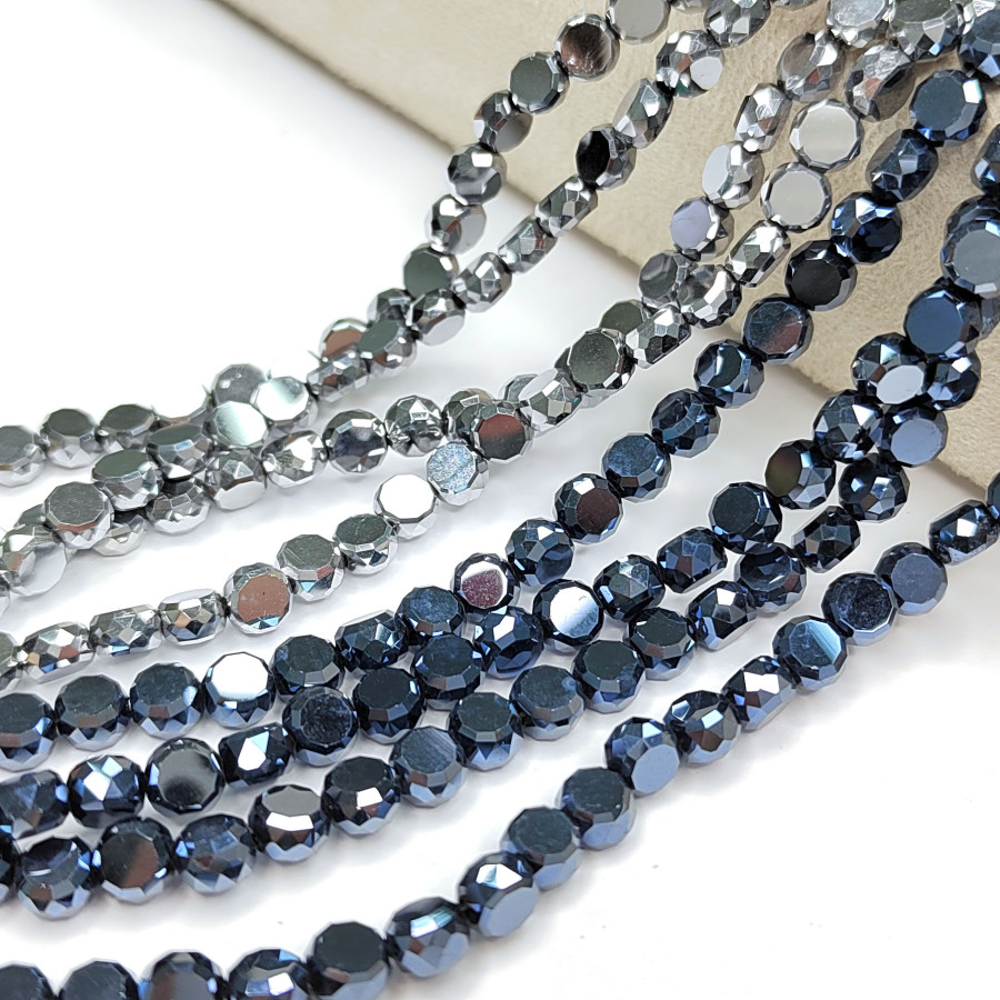 Бусины стеклянные 6х4 мм с гальваническим покрытием, нить 52-53 см