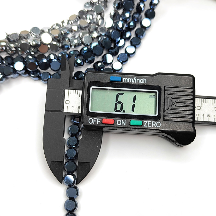 Бусины стеклянные 6х4 мм с гальваническим покрытием, нить 52-53 см