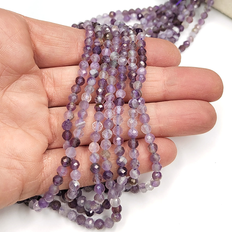4 мм Аметист граненый натуральный камень, нить 38-39 см