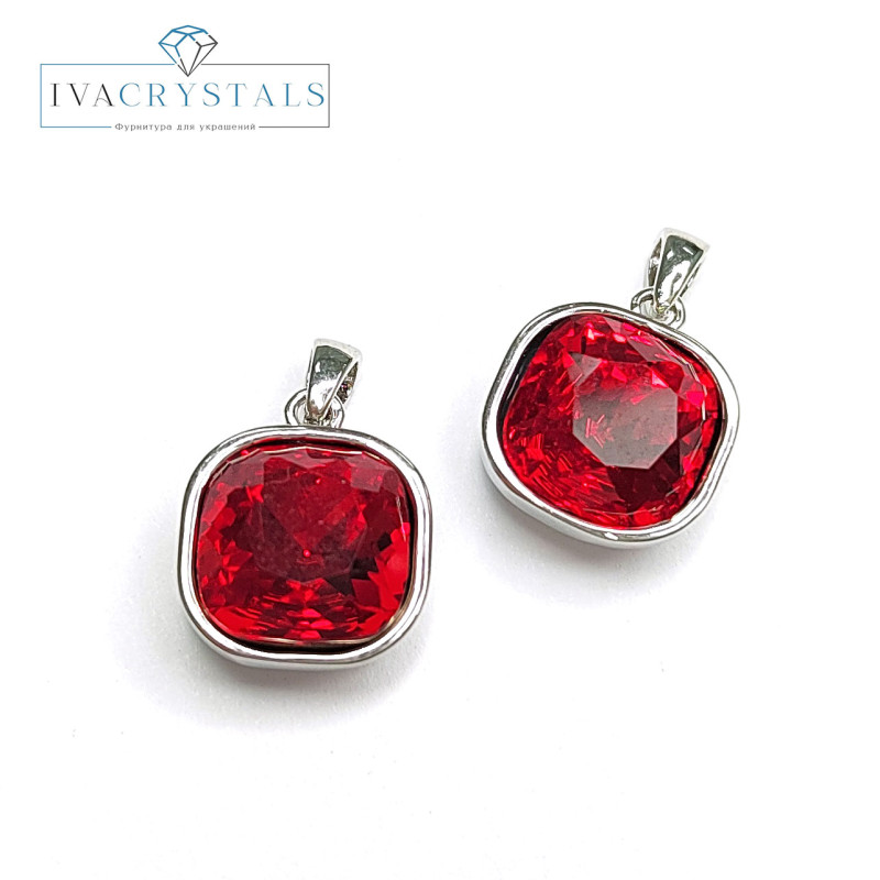Подвеска квадратная 12 мм с фианитом красного цвета, штука