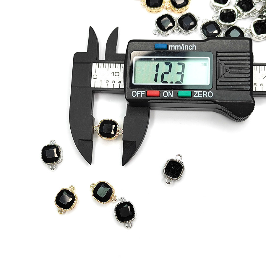 8 мм Квадратный коннектор с чёрным ювелирным стеклом, штука