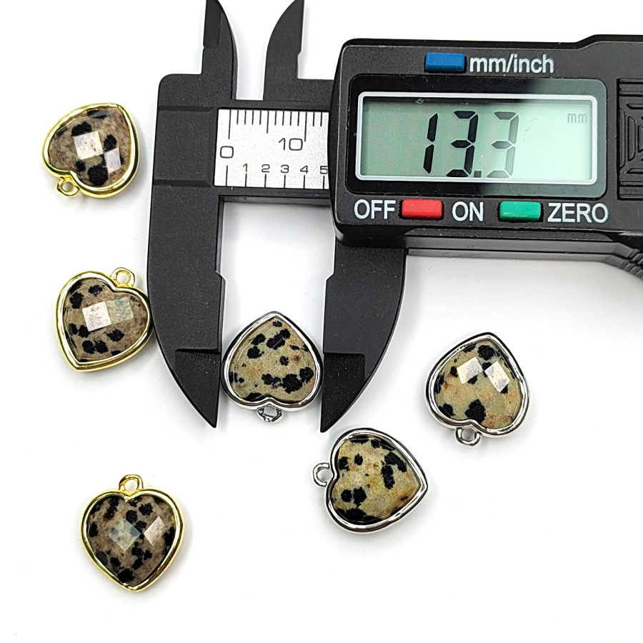 Подвеска Сердце из яшмы далматиновой 15х13 мм, штука