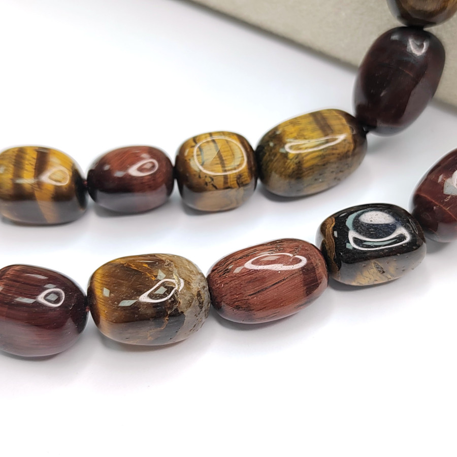 Тигровый глаз 17х12 мм натуральный камень, бусины галтовка (оливки) Нить 40 см (21 бусина)