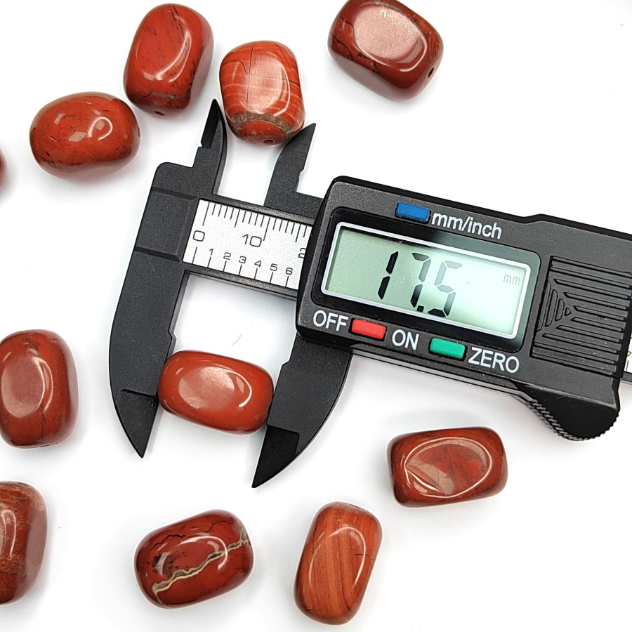 Яшма красная натуральная, бусина 17х11 мм