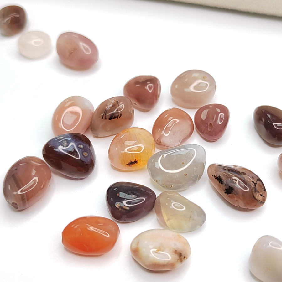 Агат ботсванский натуральный 15х13 мм галтовка