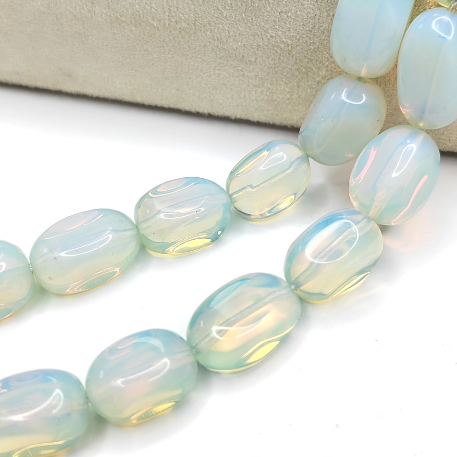 Бусина Лунный камень (имитация) 17х12 мм, стекло