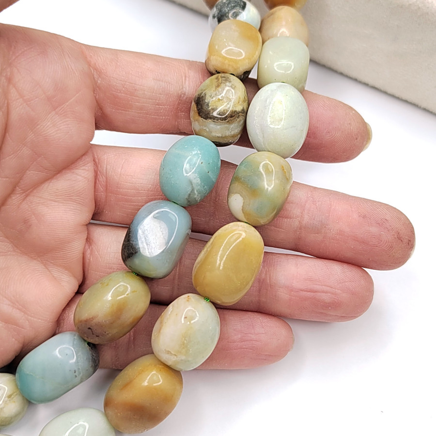 Амазонит натуральный камень 17х12 мм Нить 38 см (22 бусины)