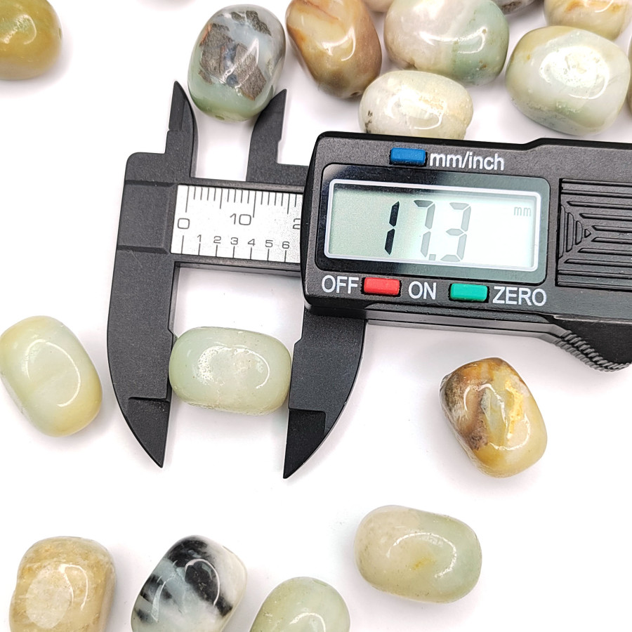 Амазонит натуральный камень 17х12 мм