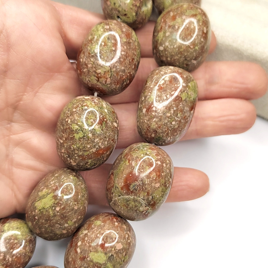 Яшма натуральная Унакит - Осенний лес, 28х22 мм