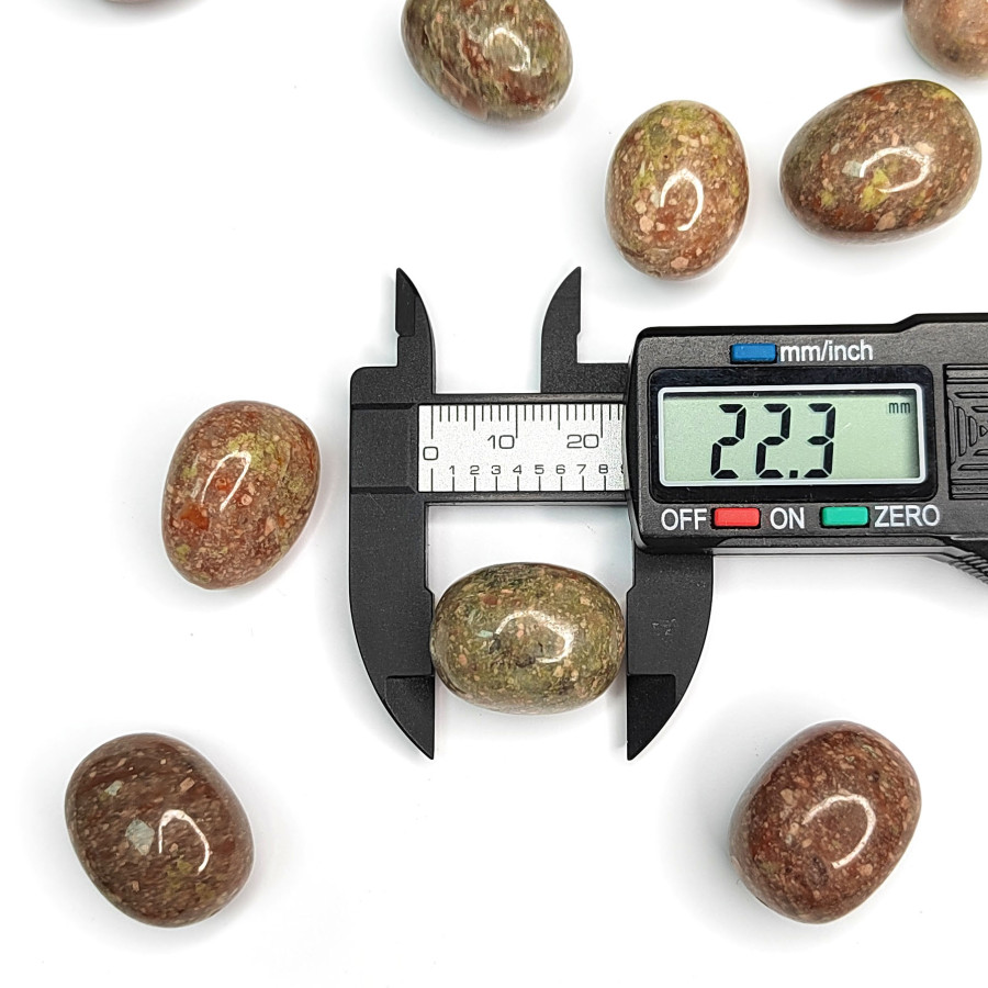 Яшма натуральная Унакит - Осенний лес, 22х18 мм