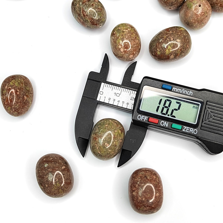 Яшма натуральная Унакит - Осенний лес, 22х18 мм