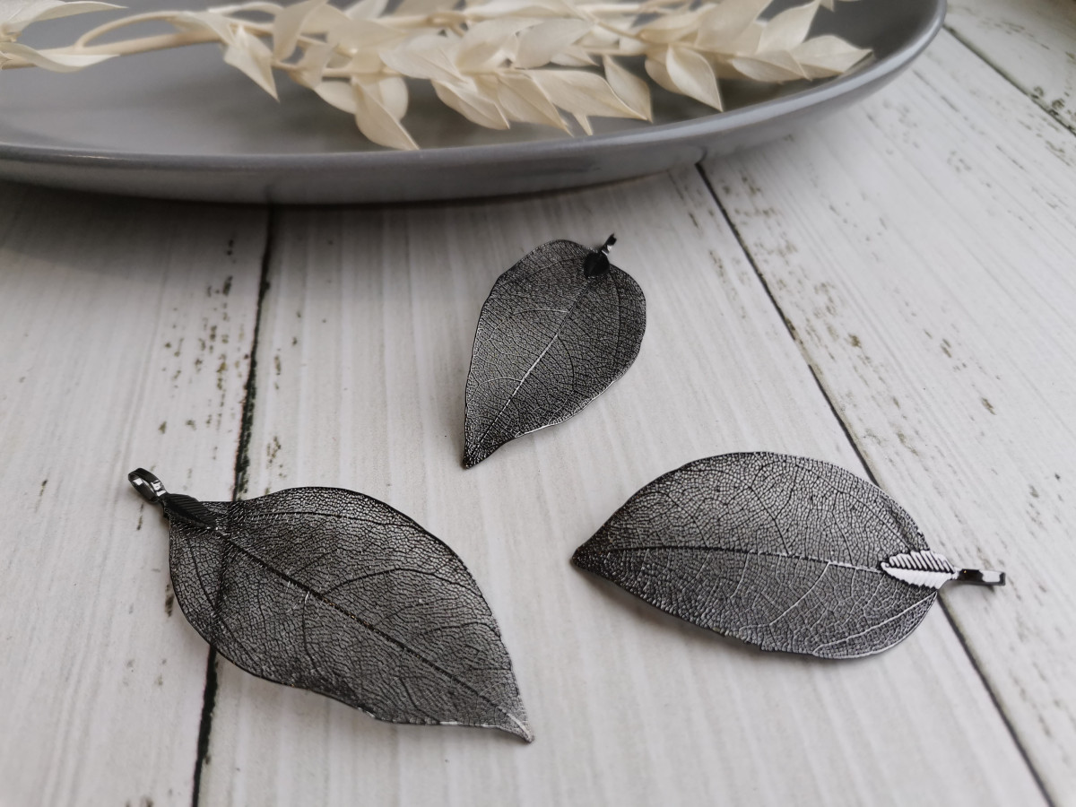 Лист скелетированный 40-60 мм металлический, цвет Чёрный, штука