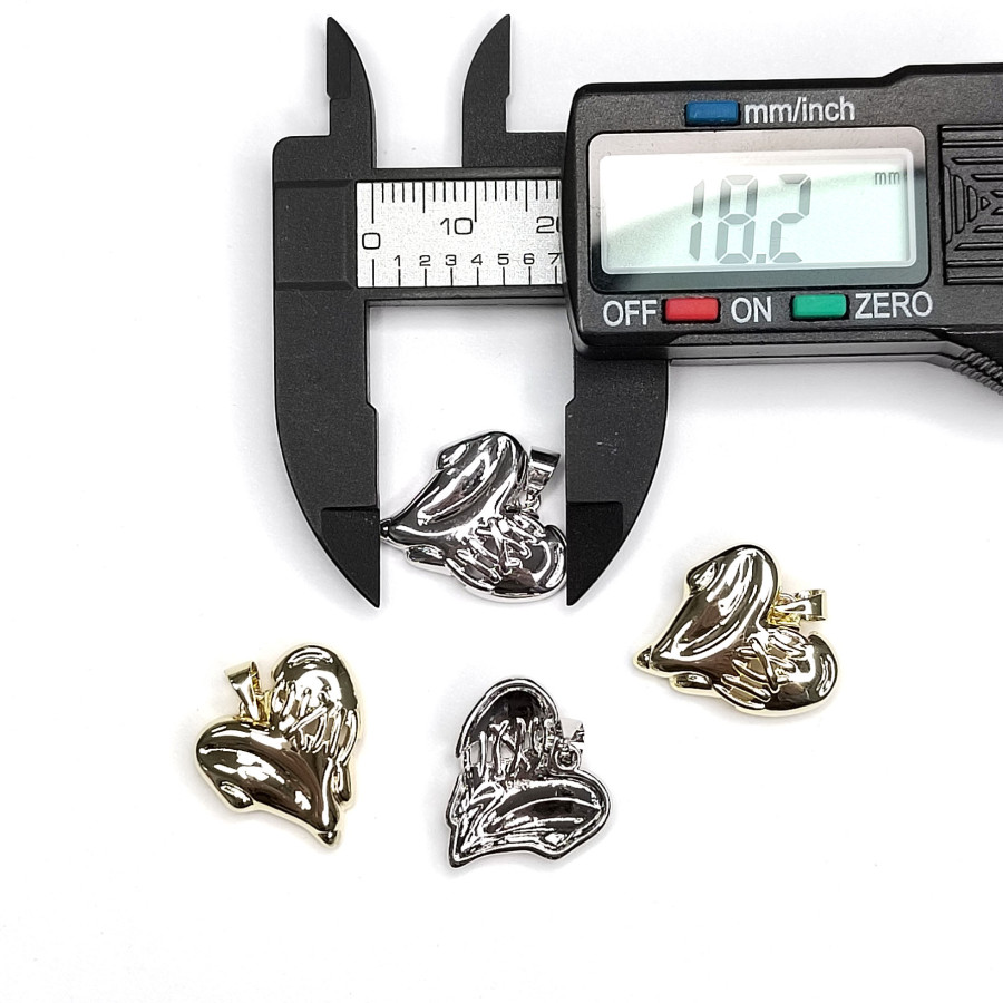 Крупная подвеска Сердце зашитое 18 мм, штука