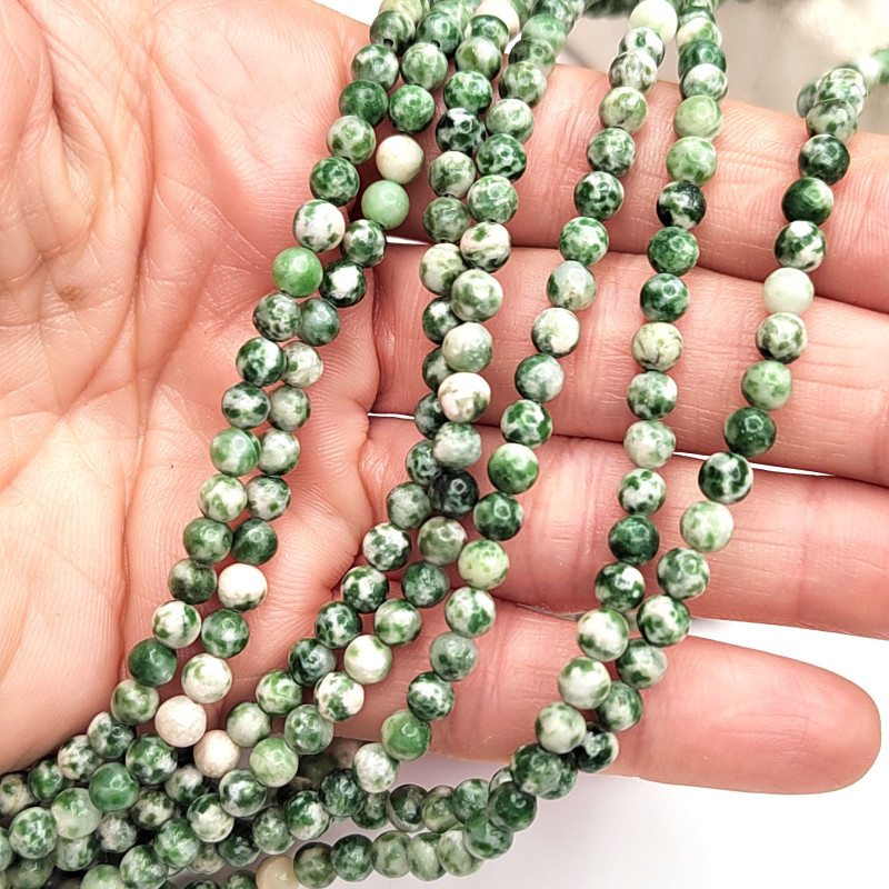 Яшма зелёная пятнистая матовая, бусины гладкий шар, нить 38 см