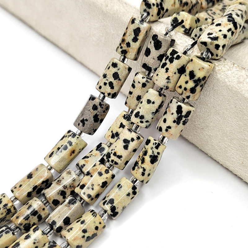 Яшма далматиновая натуральная 11х6,5 мм, Столбик, НИТЬ 38 см