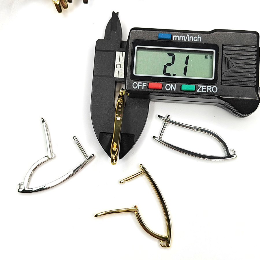 Швензы удлиненные 32х2 мм с фианитами, пара