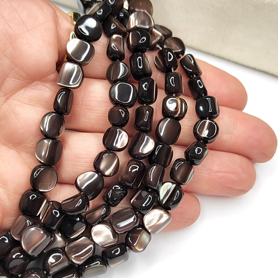 Перламутр натуральный 40х32 мм Галтовка, нить 39 см