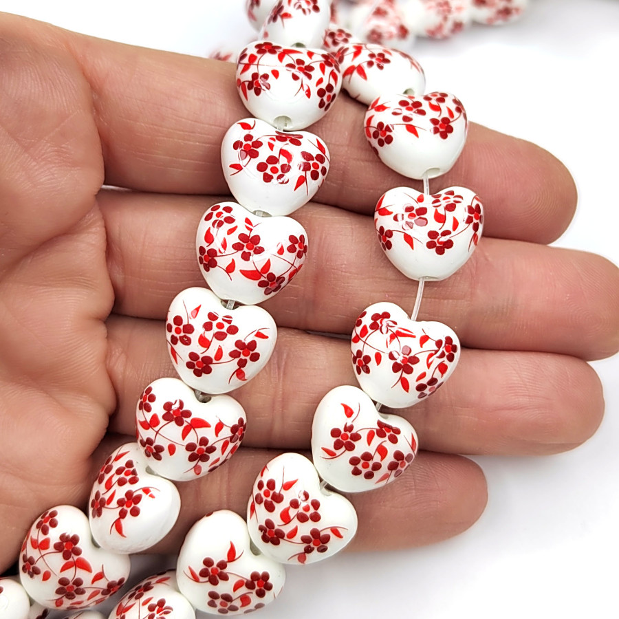 Бусины керамические Сердечко 14 мм с узором Гжель Нить 33 см (28 бусин)