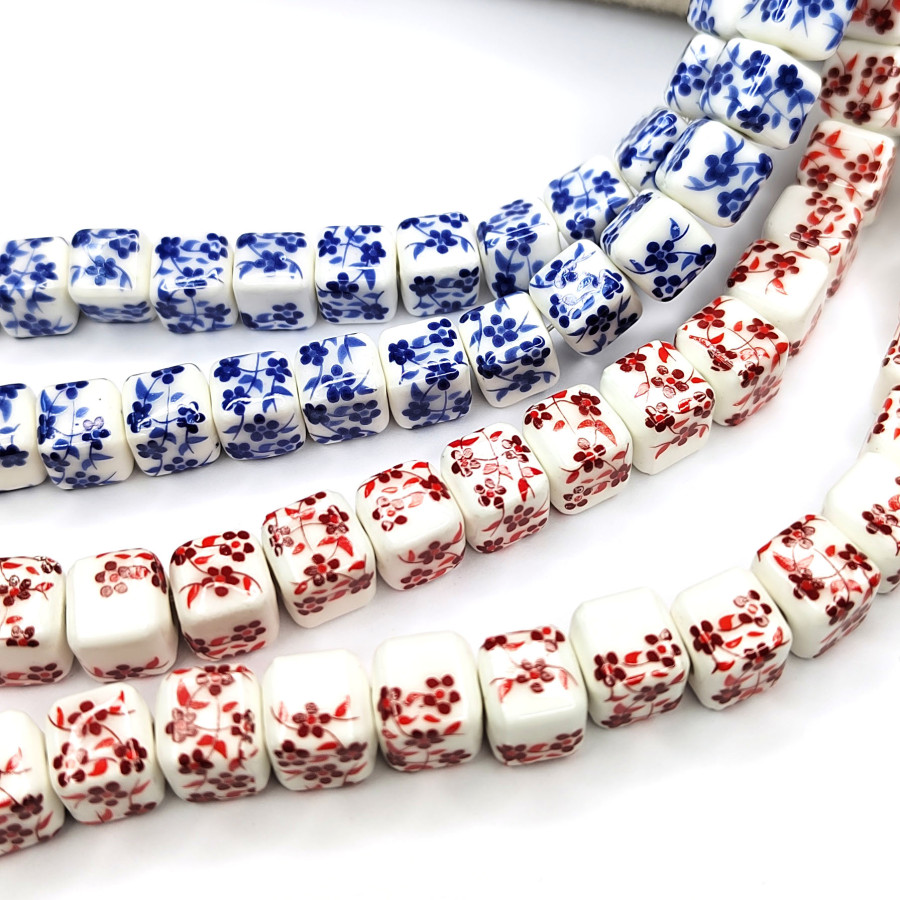 Бусина керамическая Кубик 9 мм с узором Гжель