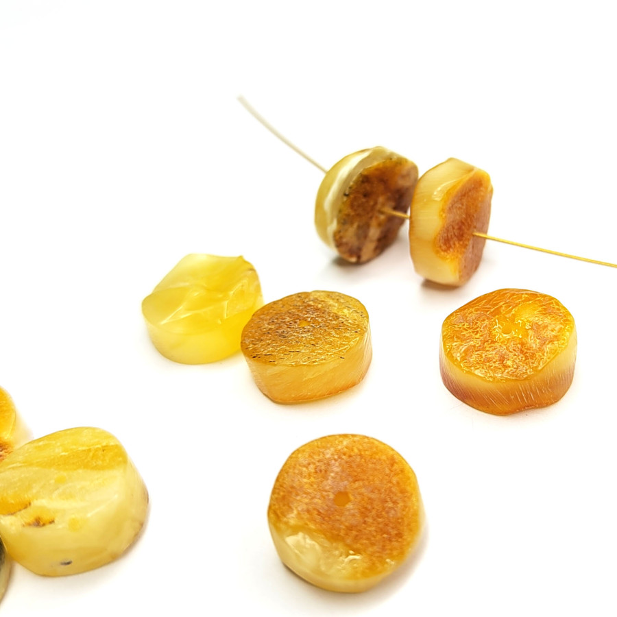 Янтарь природный натуральный форма бусины рондель 13х4,5 мм, штука
