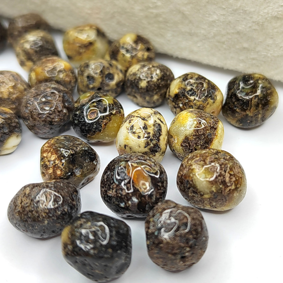 Янтарь природный натуральный 12-14 мм, штука