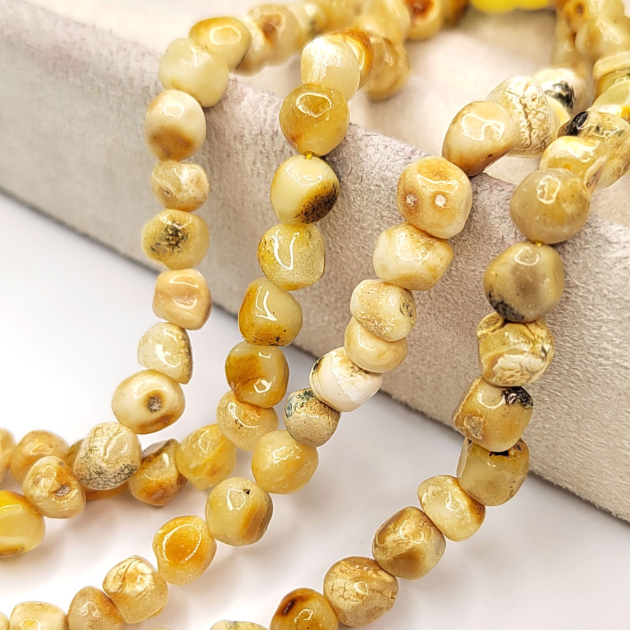 Янтарь природный натуральный 7,6 мм, нить 43-45 см