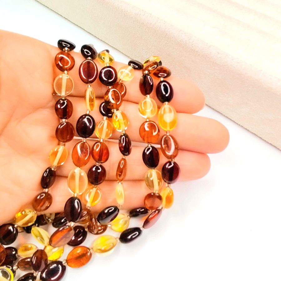 Янтарь природный натуральный 10х8 мм, нить 48-49 см