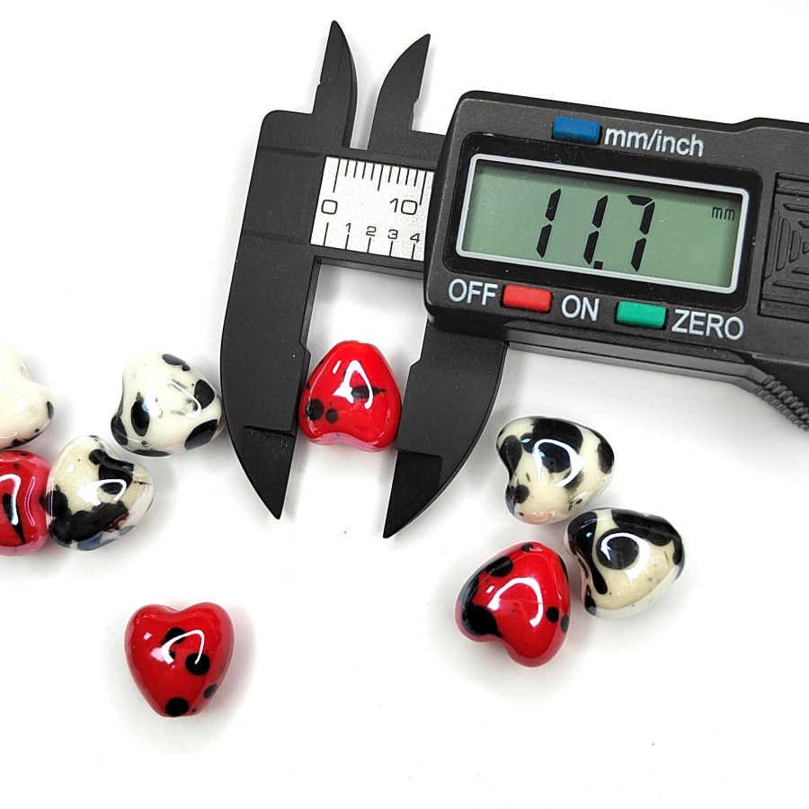 Бусины керамические Сердечко пятнистое 12 мм